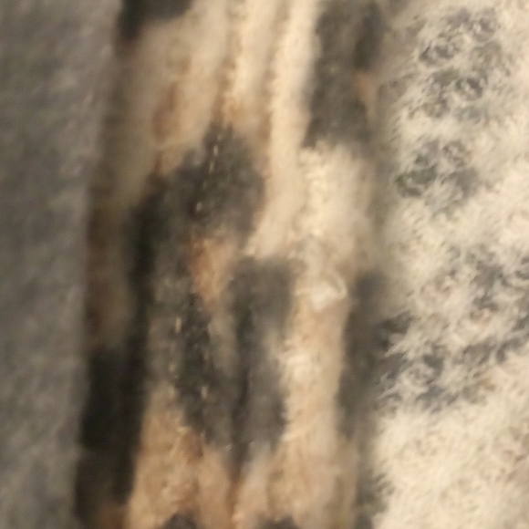 Grey leopard hoddie - Picture 6 of 7